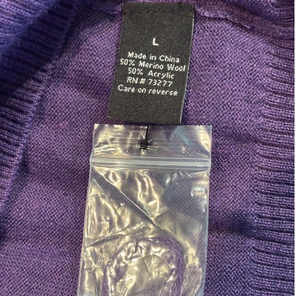 Apt. 9 Mens Purple Argyle V-Neck Sweater Merino Wool Blend Large L Long Sleeve - Picture 6 of 6